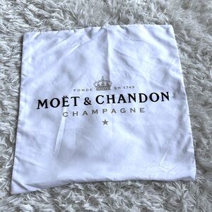 Moet & Chandon white square pillow sham new!